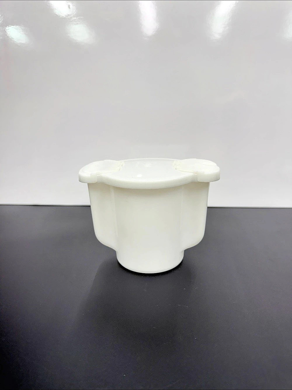 Vintage Tupperware #577-10 White Double Flip Top Sugar Dispenser Bowl USA